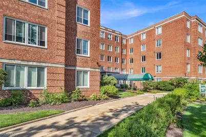 19425 Van Aken Boulevard #207, Huber Heights, OH 44122 - Photo 3