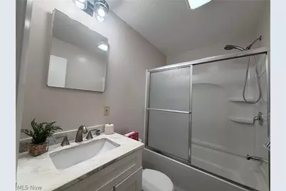 2573 Jaycox Road, Avon, OH 44011 - Photo 9