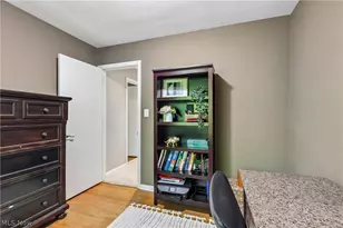 1593 Kingsley Ave, Akron, OH 44313 - Photo 21