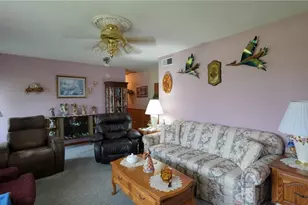 100 Vicky Ln, Heath, OH 43056 - Photo 5