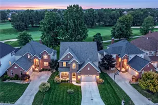 34244 Crown Colony Dr, Avon, OH 44011 - Photo 3