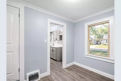 353 Hilton Avenue, Youngstown, OH 44507 - Photo 7