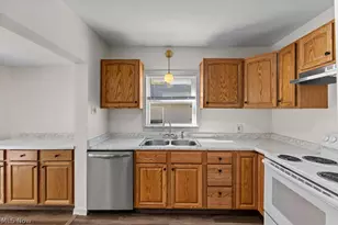 155 Dellenberger Ave, Akron, OH 44312 - Photo 17