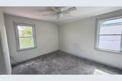 14901 Milverton Road, Loveland, OH 44120 - Photo 11