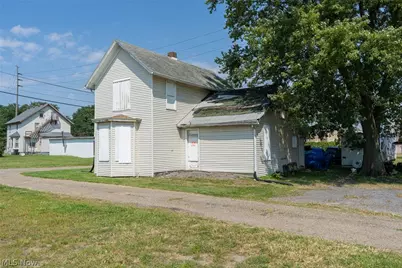 1107 Market Avenue S, Canton, OH 44707 - Photo 1