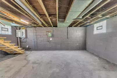 1296 W Wilbeth Road, Akron, OH 44314 - Photo 25