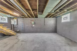 1296 W Wilbeth Rd, Akron, OH 44314 - Photo 25