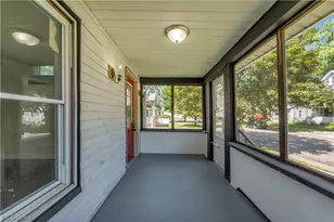 1296 W Wilbeth Rd, Akron, OH 44314 - Photo 3
