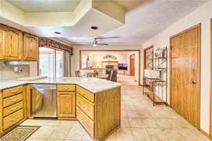 7215 Mildon Dr, Leroy, OH 44077 - Photo 15