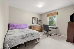 1415 Homestead Creek Dr, Grandview Heights, OH 44147 - Photo 25