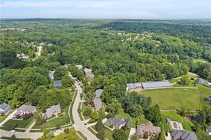 1415 Homestead Creek Dr, Grandview Heights, OH 44147 - Photo 45