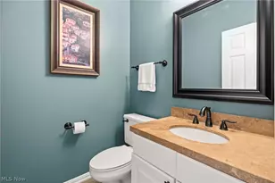 1415 Homestead Creek Dr, Grandview Heights, OH 44147 - Photo 17