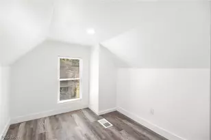 3207 W 97th St, Loveland, OH 44102 - Photo 25