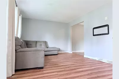 1750 Oneida Avenue, Cuyahoga Falls, OH 44221 - Photo 5