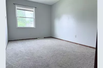 1750 Oneida Avenue, Cuyahoga Falls, OH 44221 - Photo 11