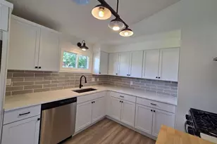 9079 N Plaza Dr, Northfield, OH 44067 - Photo 9