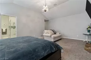 211 Oak Grove Dr, Akron, OH 44319 - Photo 37