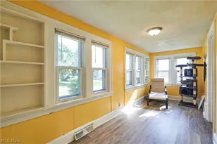 1622 31st St NE, Canton, OH 44714 - Photo 3