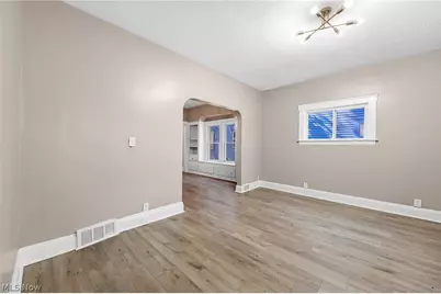 4064 E 136th Street, Loveland, OH 44105 - Photo 3