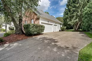 8549 Reserve Ct, Boardman, OH 44514 - Photo 3