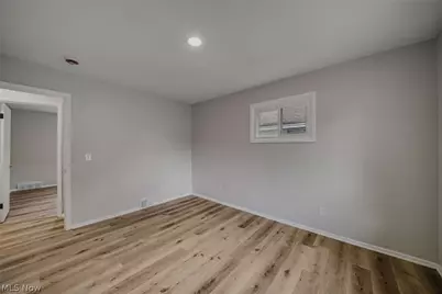 31508 Daniel Drive, Willowick, OH 44095 - Photo 15