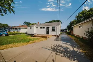 31508 Daniel Dr, Willowick, OH 44095 - Photo 21