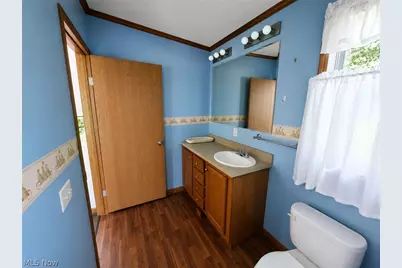 723 W Livingston Avenue, Crestline, OH 44827 - Photo 9