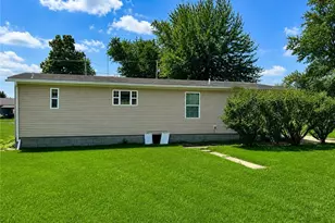 723 W Livingston Ave, Crestline, OH 44827 - Photo 11