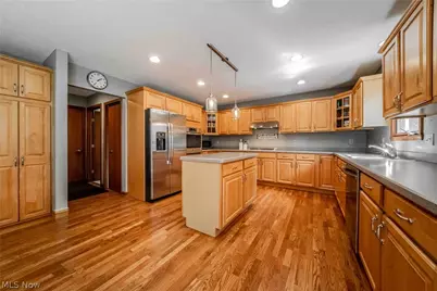 4084 Shelly Drive, Green Hills, OH 44131 - Photo 11