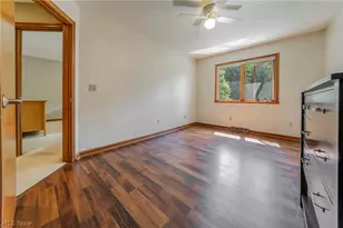 4084 Shelly Dr, Green Hills, OH 44131 - Photo 23