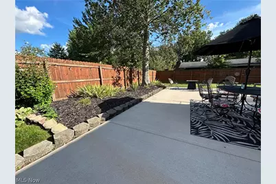 4287 Woodleigh Lane, Austintown, OH 44511 - Photo 35