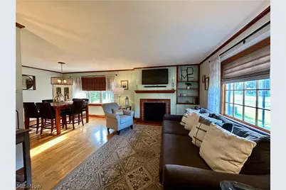 4287 Woodleigh Lane, Austintown, OH 44511 - Photo 3