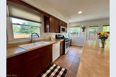 4287 Woodleigh Lane, Austintown, OH 44511 - Photo 21