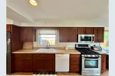 4287 Woodleigh Lane, Austintown, OH 44511 - Photo 19