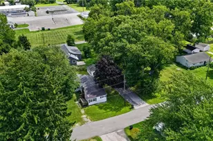 1411 Easton Ave, Madison, OH 44057 - Photo 9