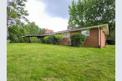 1815 Glenmont Drive NW, Canton, OH 44708 - Photo 5