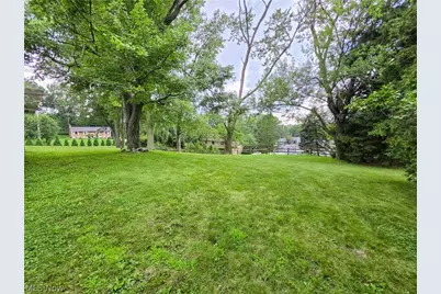 1815 Glenmont Drive NW, Canton, OH 44708 - Photo 23