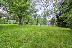 1815 Glenmont Dr NW, Canton, OH 44708 - Photo 23