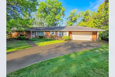 1815 Glenmont Drive NW, Canton, OH 44708 - Photo 1