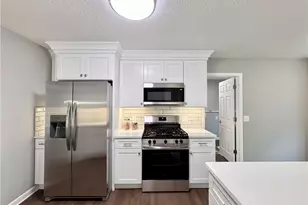 502 Dogwood Ln, Auburn, OH 44023 - Photo 5