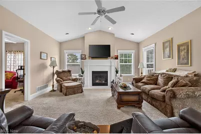1321 Cascade Circle NW, Canton, OH 44708 - Photo 7