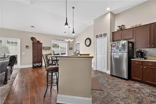 1321 Cascade Cir NW, Canton, OH 44708 - Photo 3