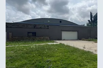 3908 Navarre Road SW, Canton, OH 44706 - Photo 1