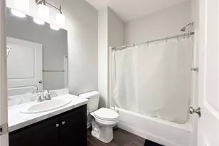 208 Silver Spg Cir, Elyria, OH 44035 - Photo 17