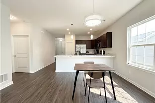 208 Silver Spg Cir, Elyria, OH 44035 - Photo 11
