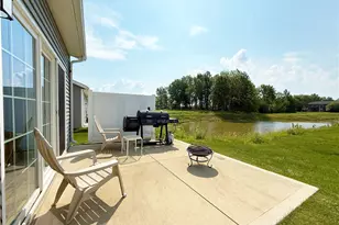 208 Silver Spg Cir, Elyria, OH 44035 - Photo 5