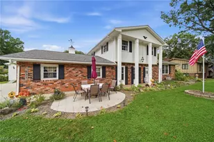 831 Oakcrest Ln NE, Massillon, OH 44646 - Photo 3