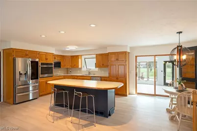 1133 3rd Street SW, New Philadelphia, OH 44663 - Photo 9