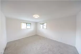 1133 3rd St SW, New Philadelphia, OH 44663 - Photo 21