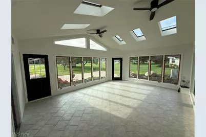 1133 3rd Street SW, New Philadelphia, OH 44663 - Photo 5